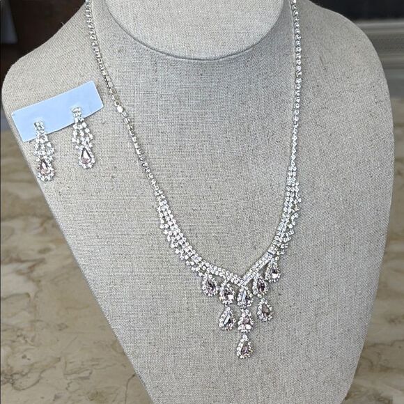 Bollywood Costume Jewelry Set Matching Necklace & Earrings - Picture 2 of 8